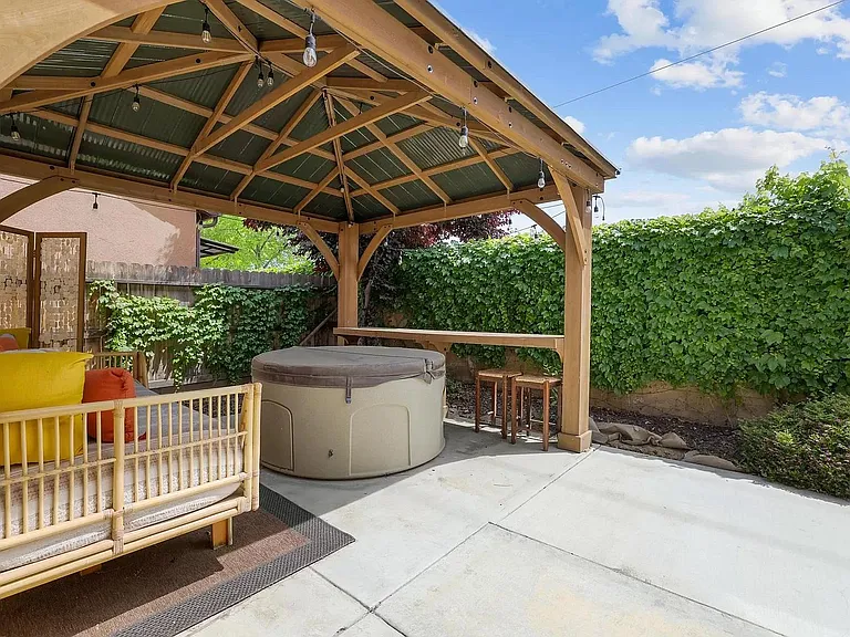 3921 W Payson Ave — Photo 36