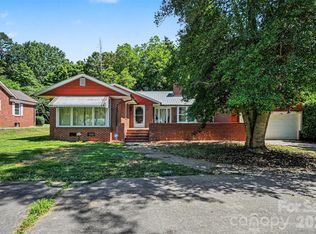 1612 Statesville Blvd, Salisbury, NC 28144