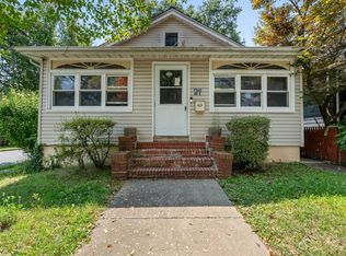 27 Tuscan St, Maplewood Twp., NJ 07040