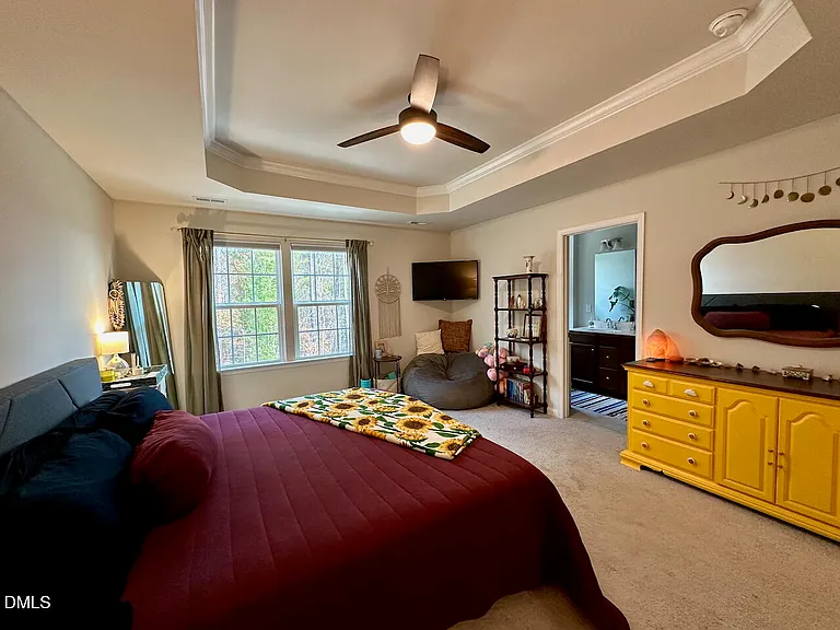 921 Romeria Dr — Photo 16
