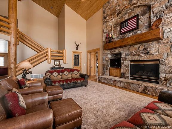 5th image of 3682 Solamere Dr