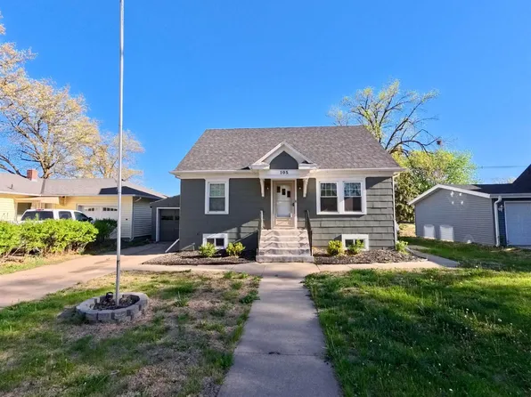 105 E 7th St, Stromsburg, NE 68666