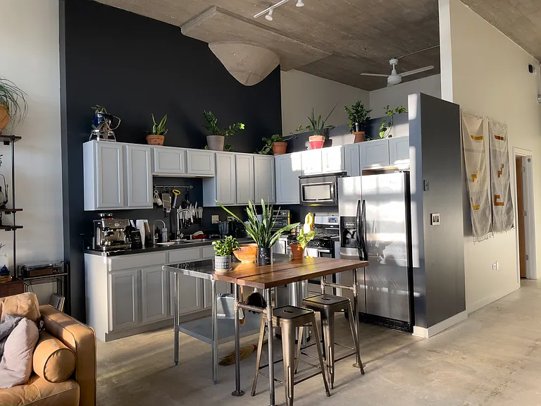 3963 W Belmont Ave #133 — Photo 4