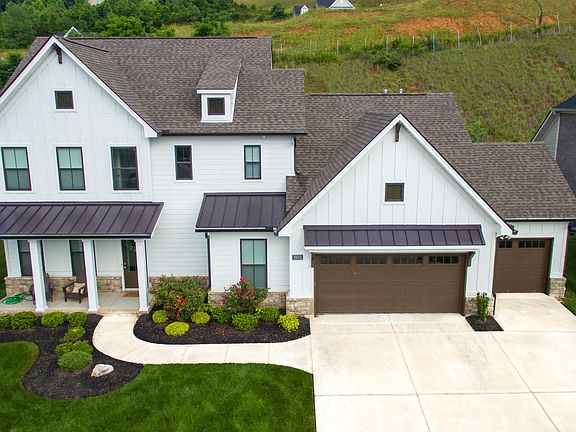 2nd image of 1950 English Ivy Ln