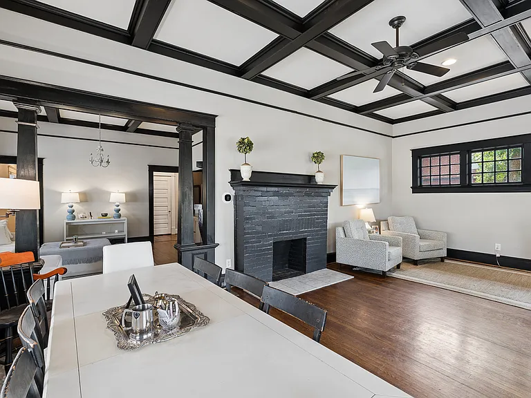 1029 Greenwood Ave NE #1 — Photo 6