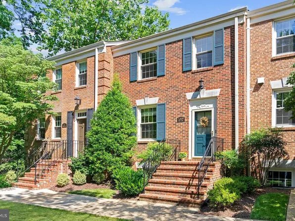 5309 Crown St #23, Bethesda, MD 20816