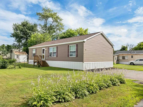 9 Longmeadow Drive, Concord, NH 03301-3482