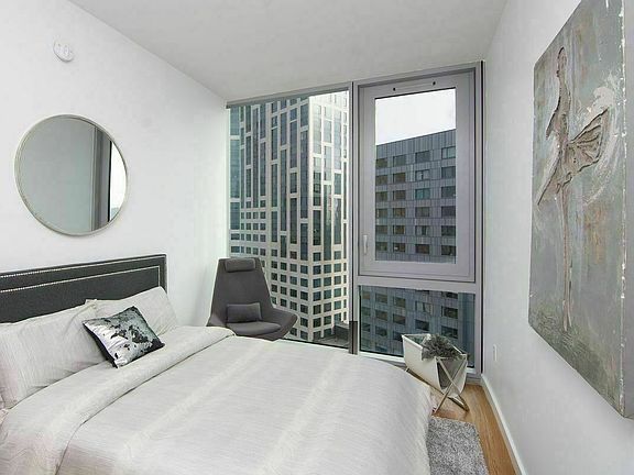 5th image of 434 Albee Sq #27F