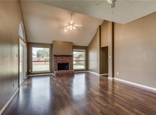 905 Alpine St, Forney, TX 75126