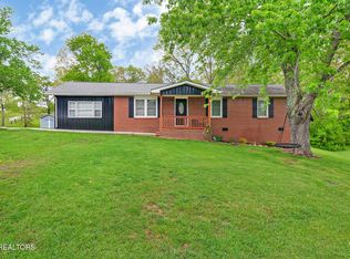 598 Glenwood Cir, Crossville, TN 38555
