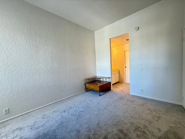 2601 S Broadmoor Dr #63 — Photo 15