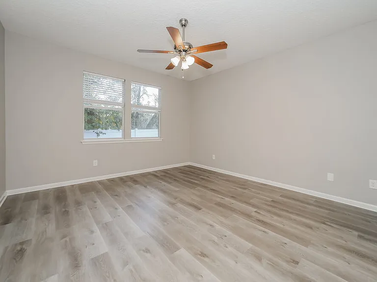 1606 Creek Point Blvd — Photo 8