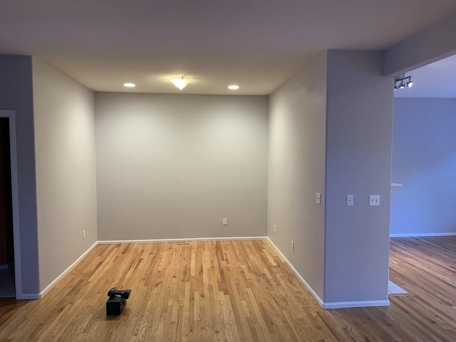 3 bed, 2.5 bath, 1780 sqft, $4,050 — Photo 4