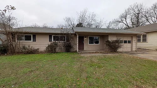 126 N Draper Ave Photo 1