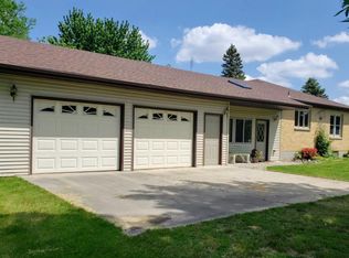 56544 810th St, Jackson, MN 56143