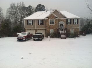 224 Sunlight Cv, Temple, GA 30179