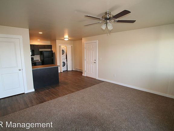 3rd image of 3011 N 27th Ave APT 9