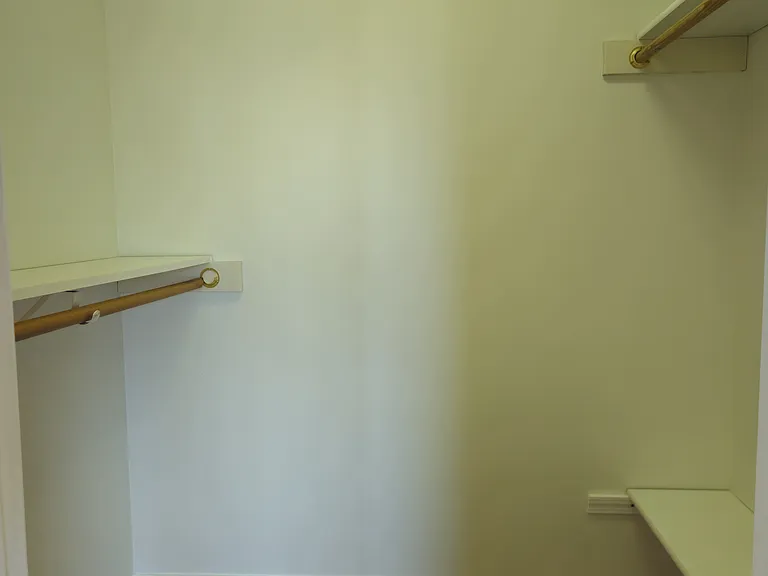 2225 Crossing Point — Photo 11