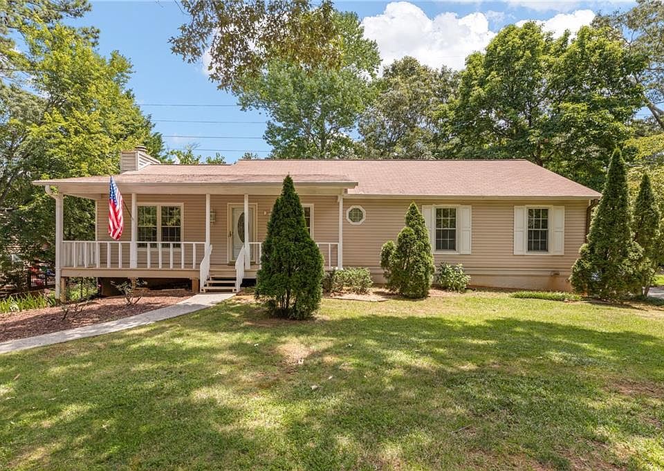 1st image of 1968 Winding Creek Ln SW