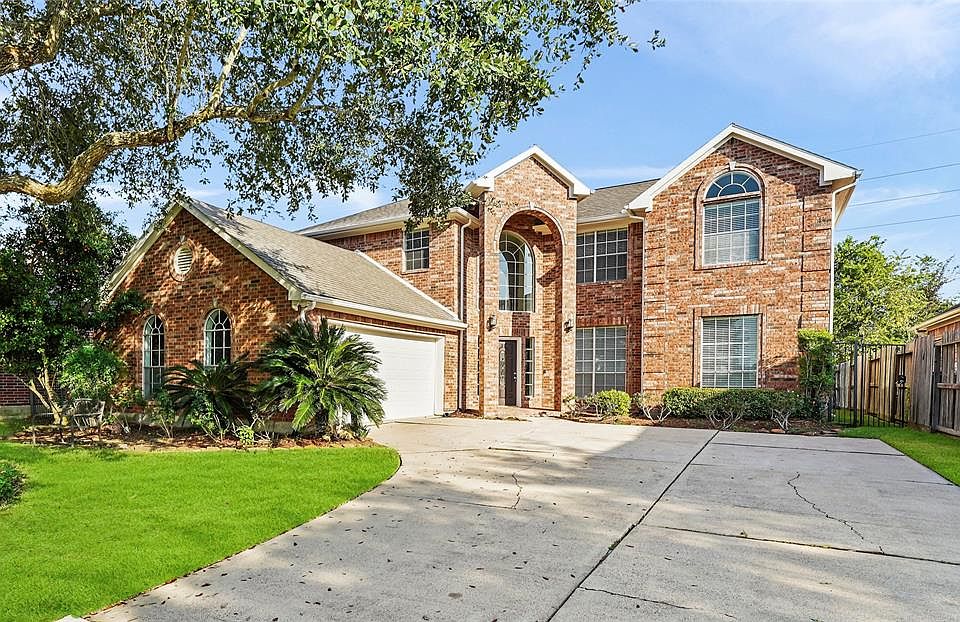 1st image of 3815 Arbor Dr