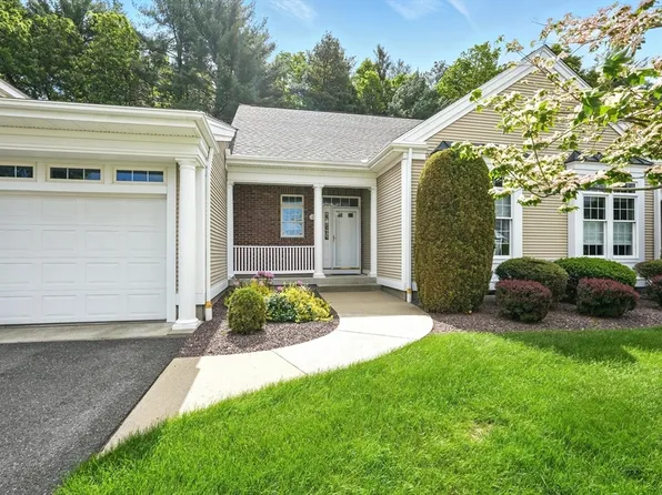11 High Pine Cir #11, Wilbraham, MA 01095