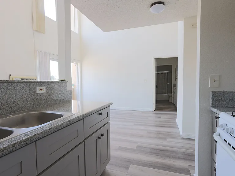 2796 Francis Ave — Photo 14