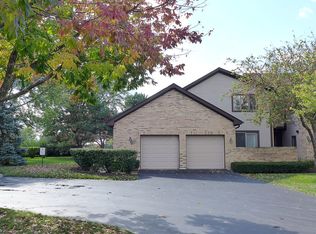 1612 Cypress Ct, Hoffman Estates, IL 60169