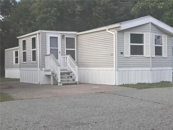 245-312 Manton St, Pawtucket, RI 02861