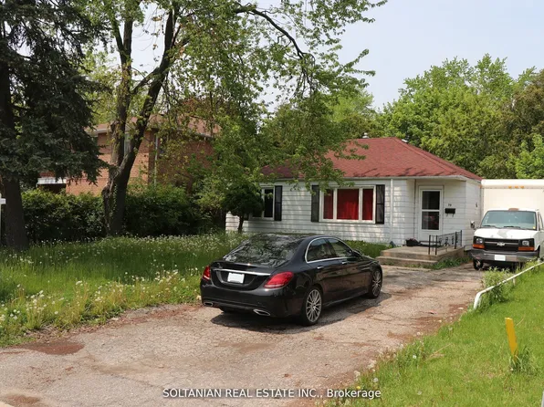 70 Highland Park Blvd, Markham, ON L3T 1B5