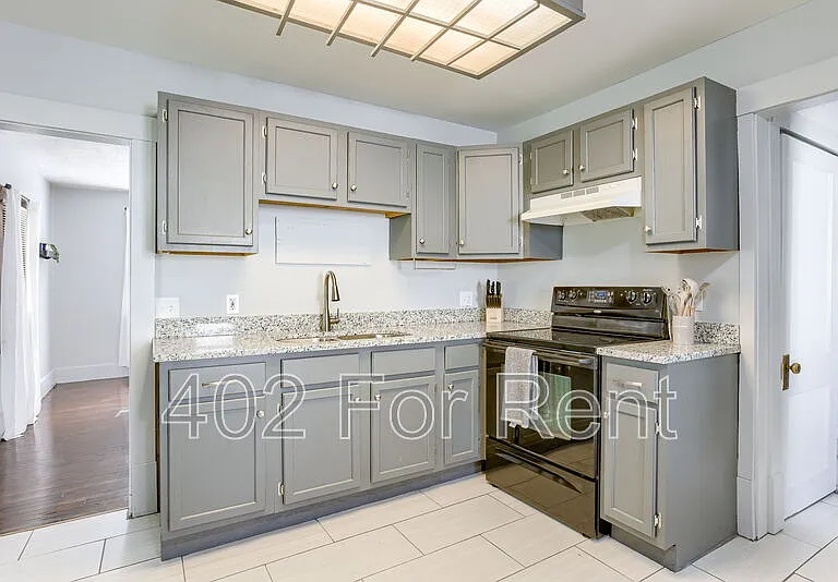 4806 Charles St — Photo 17