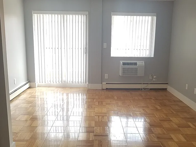 26-34 30th St #3F — Photo 3