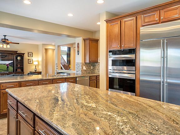 2nd image of 3800 E Old Stone Cir S