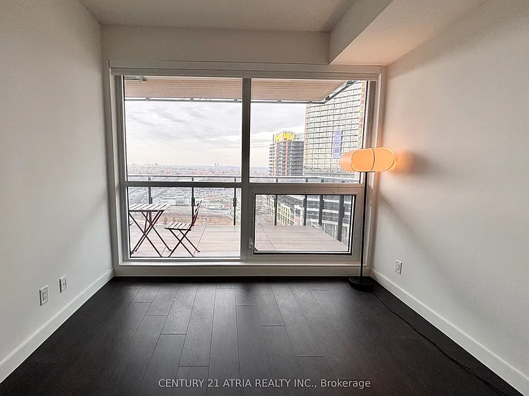 27 McMahon Dr #1211 — Photo 16