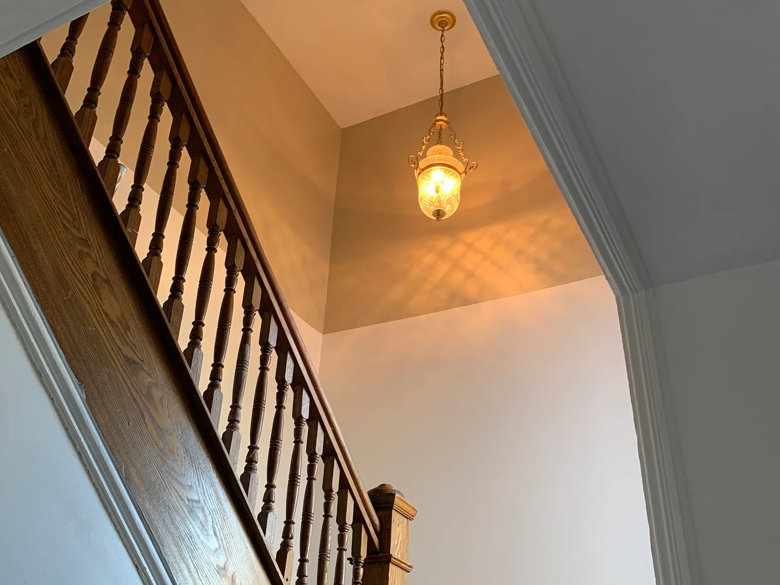5 bed, 2600 sqft, $2,700 — Photo 3