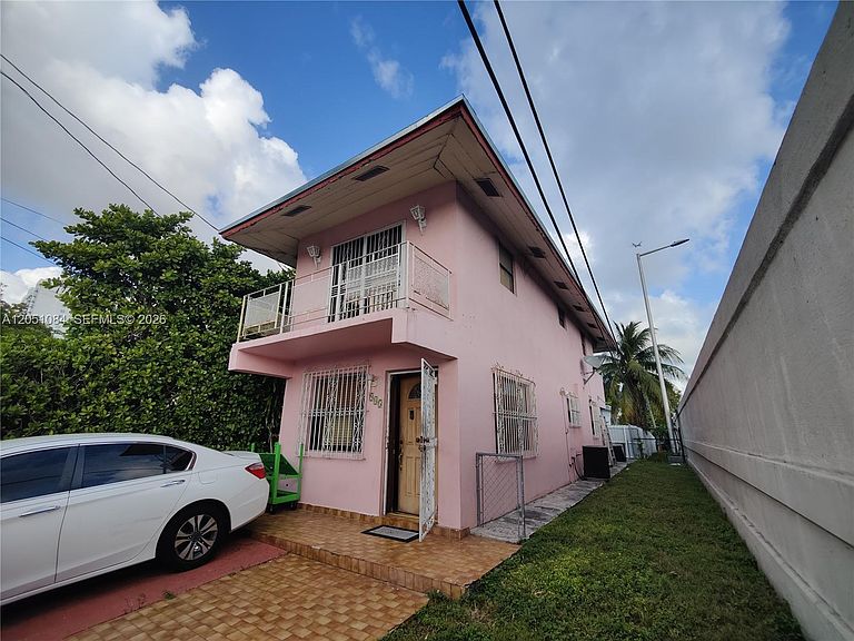 Listing photo 5