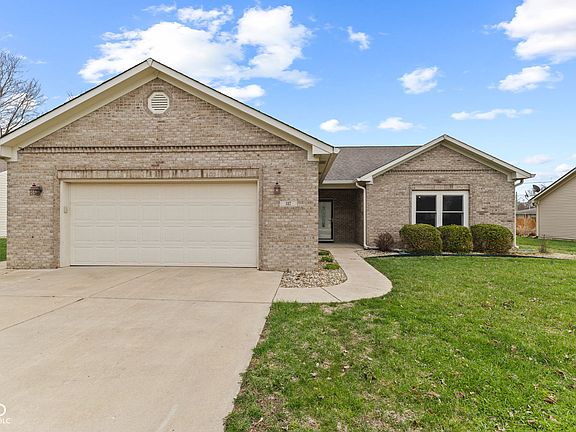 4th image of 317 Galahad Dr