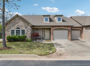 4608 S Hawthorn Ave, Broken Arrow, OK 74011