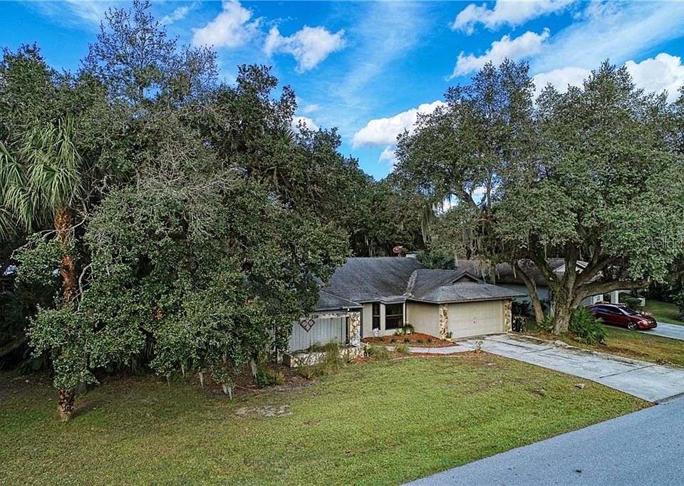 1st image of 21246 Covington Ave