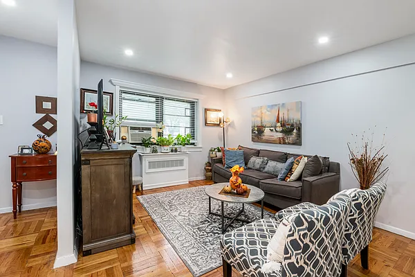 Sold by Compass | media 5