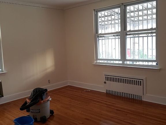 4th image of 4703 28th Ave #1