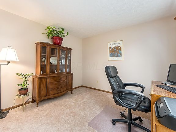 5th image of 484 Tourmaline Dr