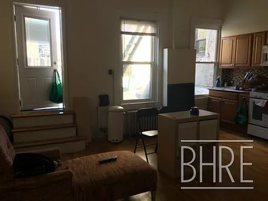 Rented by Brooklyn Heights Real Estate Inc | media 2