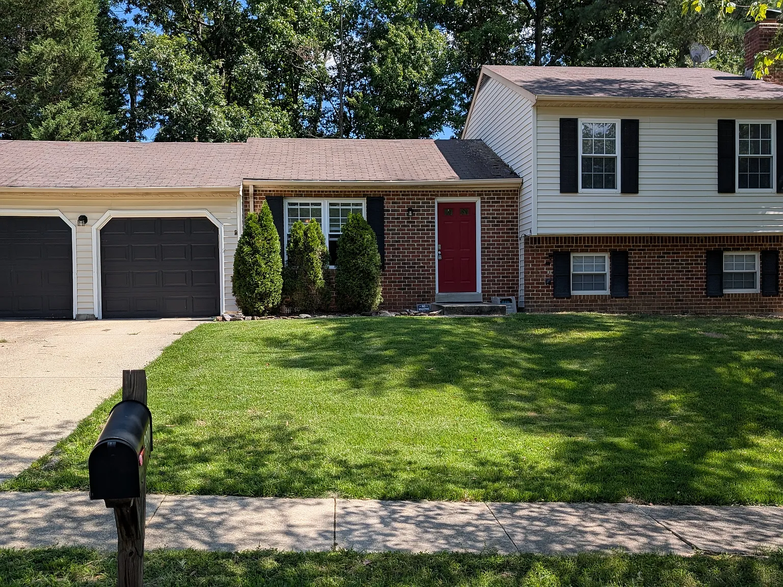 3 bed, 1560 sqft, $2,950 — Photo 1