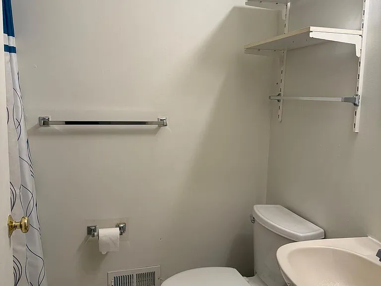 98 William Patterson Ct — Photo 15