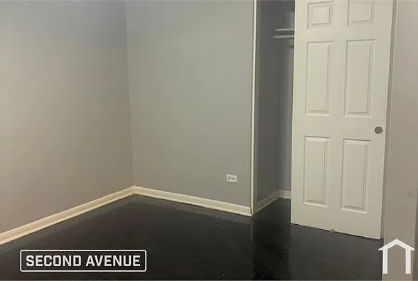 8028 S Union Ave — Photo 4