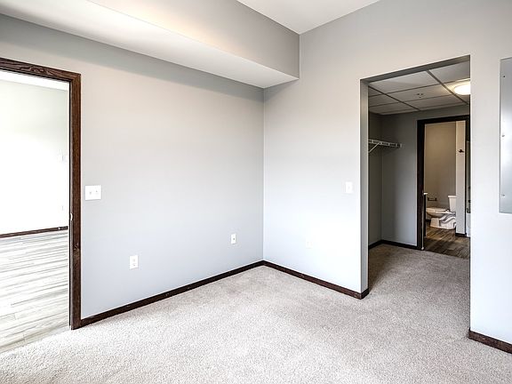 4th image of 1501 Jackson St #413