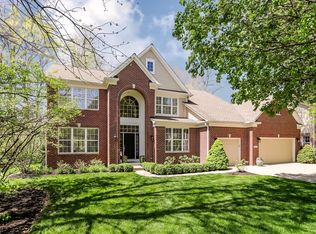 6834 Woodhaven Pl, Zionsville, IN 46077