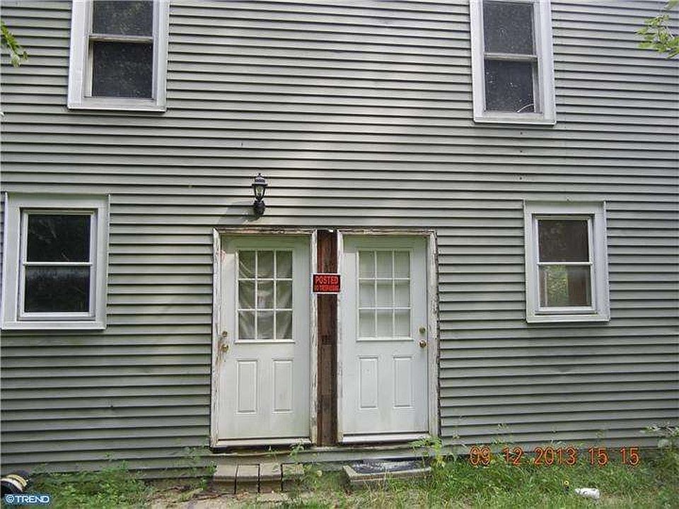 2nd image of 2 E Lake Ave