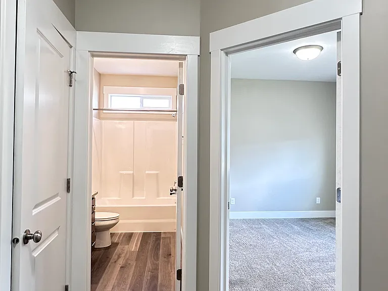 2830 Blackwood — Photo 3