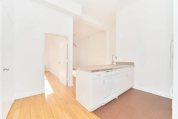 Rented by Living New York | media 7